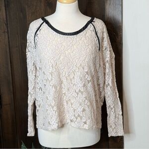 DKNY Jeans Lace long sleeve pleather trim ivory black zipper detail size L